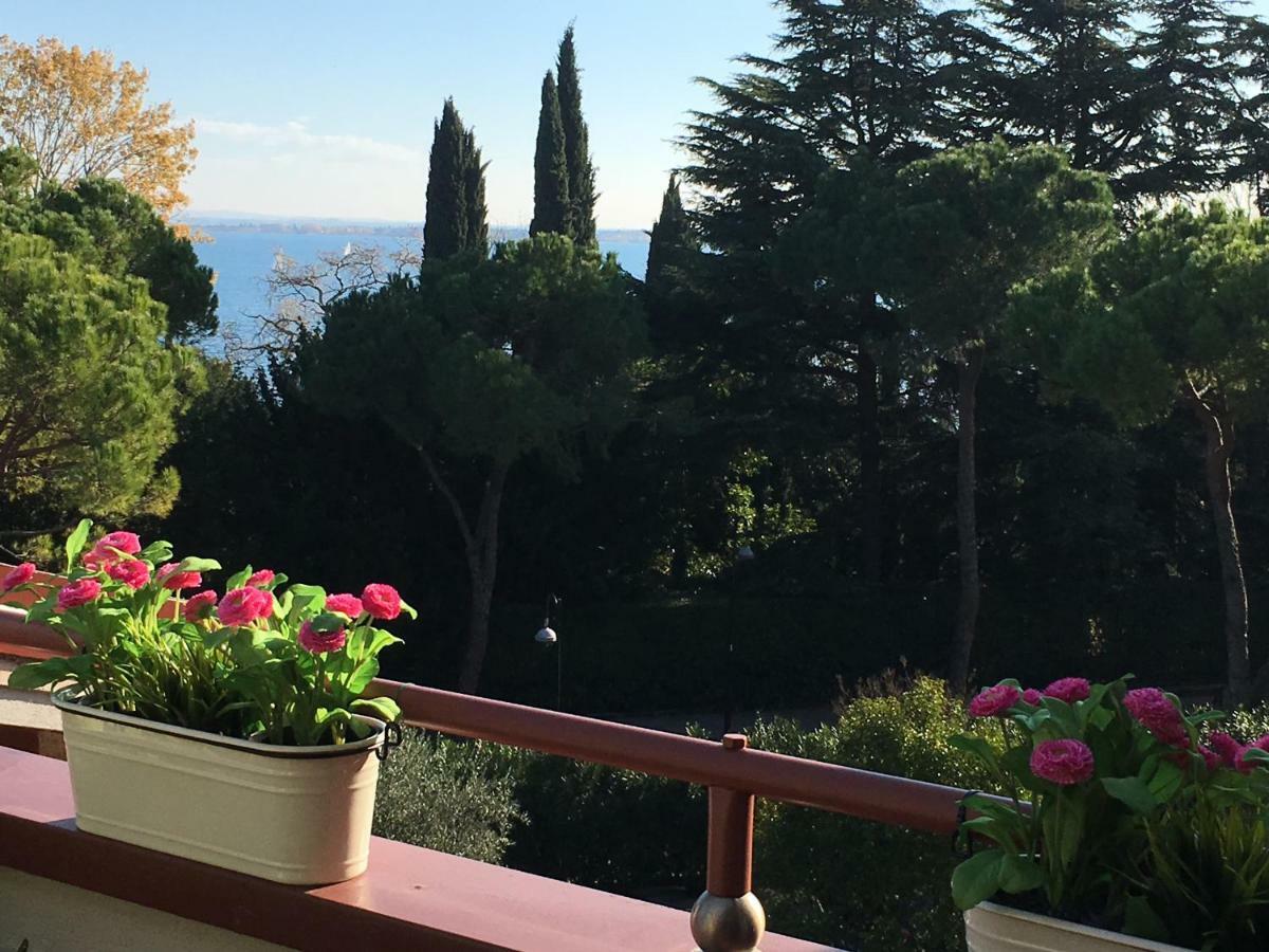 Ferienwohnung Clorofilla Desenzano del Garda Exterior foto